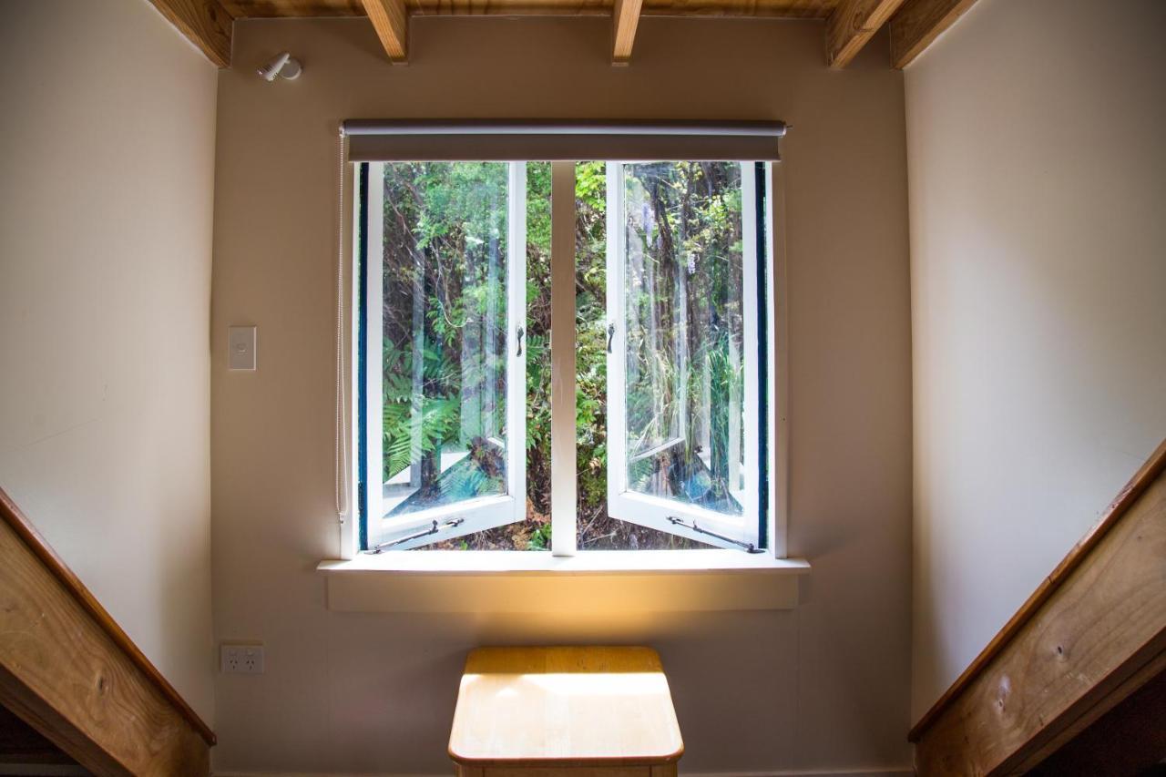 Fern Lodge Coromandel ภายนอก รูปภาพ