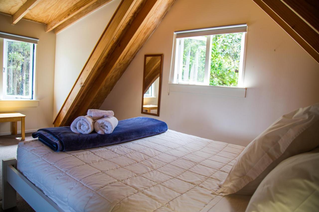 Fern Lodge Coromandel ภายนอก รูปภาพ