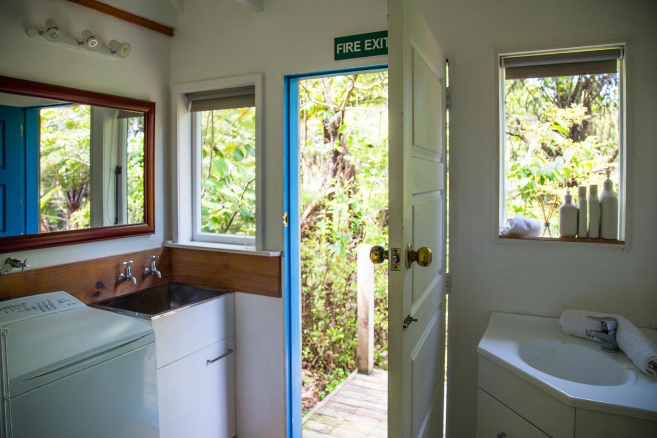 Fern Lodge Coromandel ภายนอก รูปภาพ